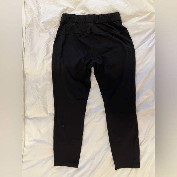 Lululemon relaxed joggers size 6 - Picture 4 of 6